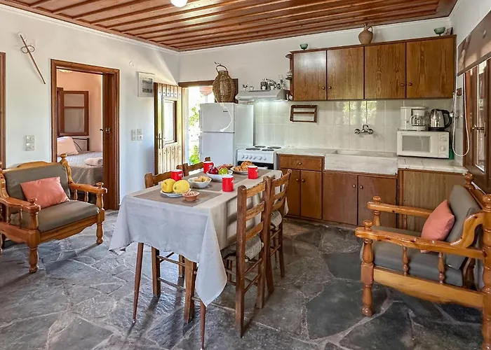 Astros Peloponnese With A Fireplace 09 Casa de Férias