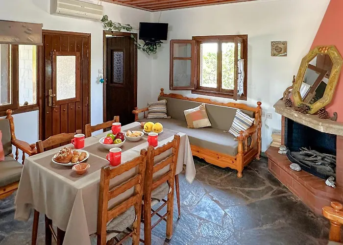 Astros Peloponnese With A Fireplace 09 Casa de Férias